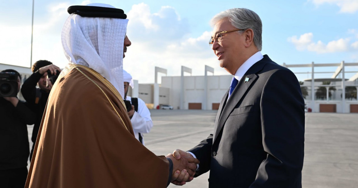 Президент Қасым-Жомарт Тоқаев Біріккен Араб Әмірліктеріне жұмыс сапарымен келді