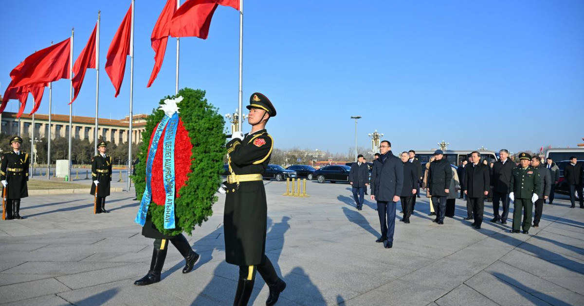 Сенат спикері Мәулен Әшімбаев ресми сапармен Қытайға барды
