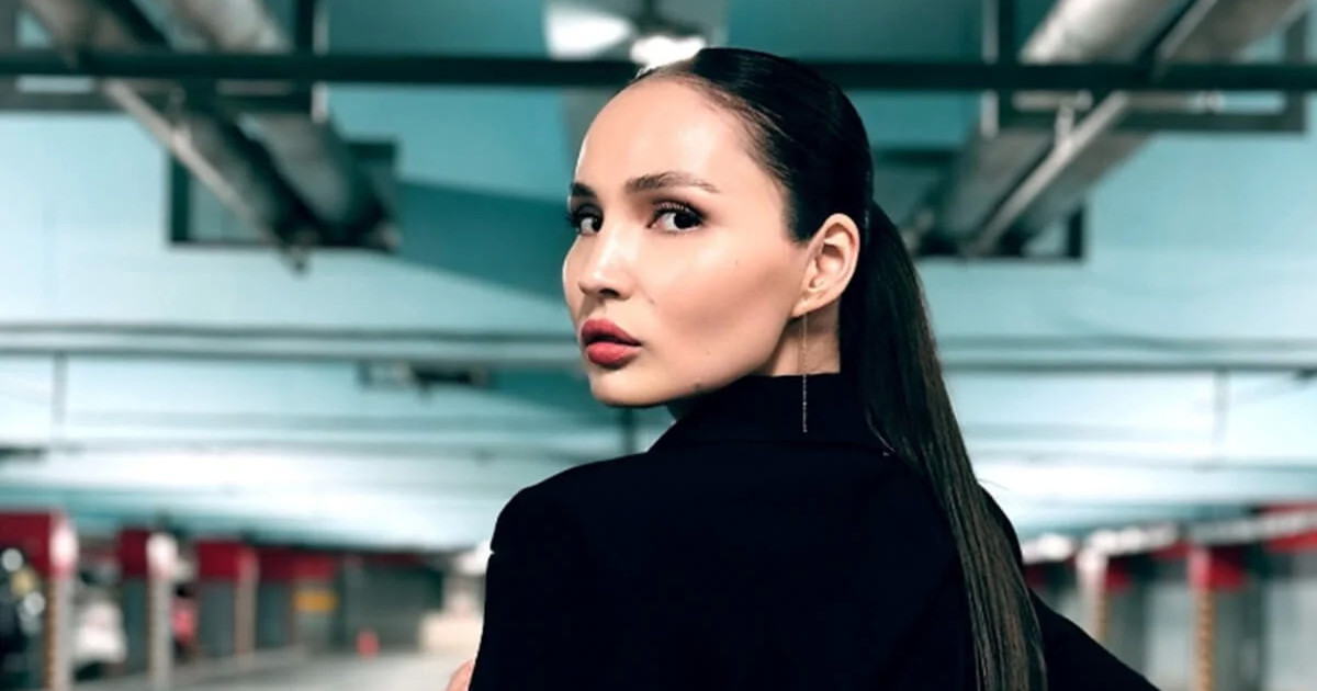 Таза көңілімен қарсы алды: Жұлдыз Әбдікәрімова басқа қалада тұратынын айтты