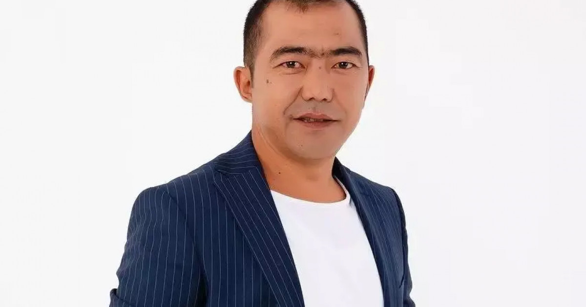 «Төсек тартып жаттым»: танымал актер қиын кезде өзін «лақтырып» кеткен әншілер туралы айтты