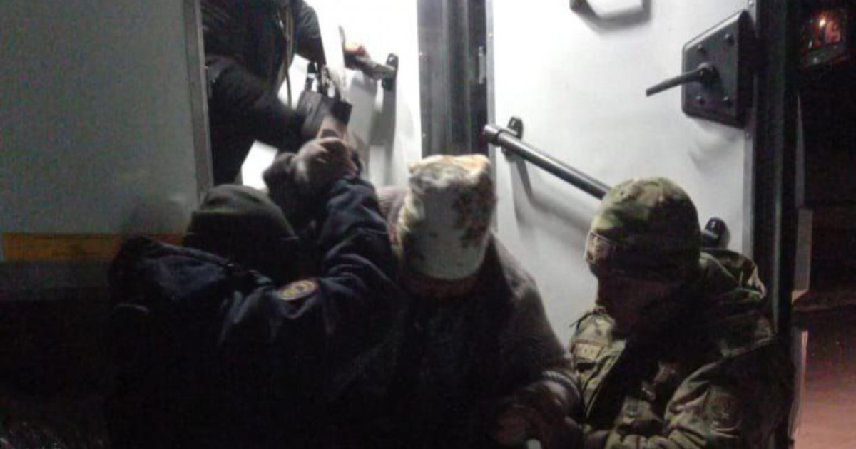 Абай облысында қар құрсауында қалған 6 адам құтқарылды