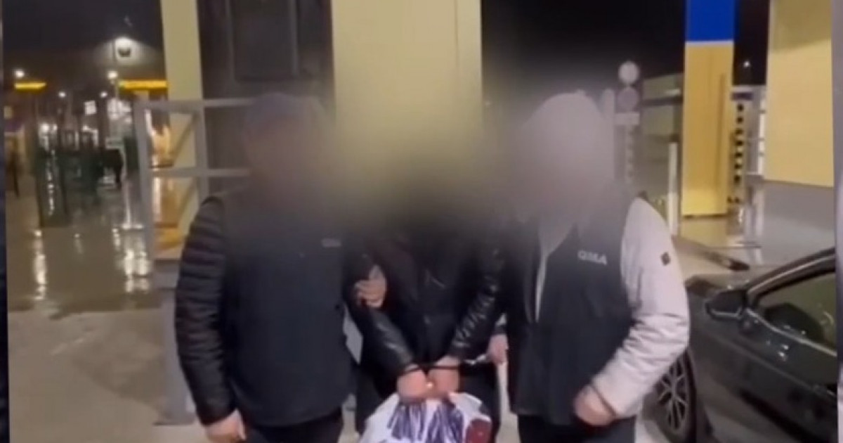 Ақтау әкімінің экс-орынбасары Қазақстанға экстрадицияланды (видео)