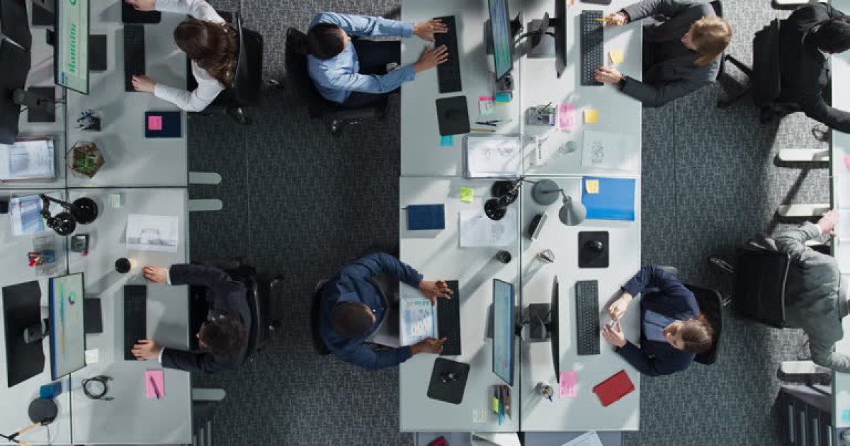 Астанада жастардың жұмысқа орналасуына қандай көмек көрсетіледі?