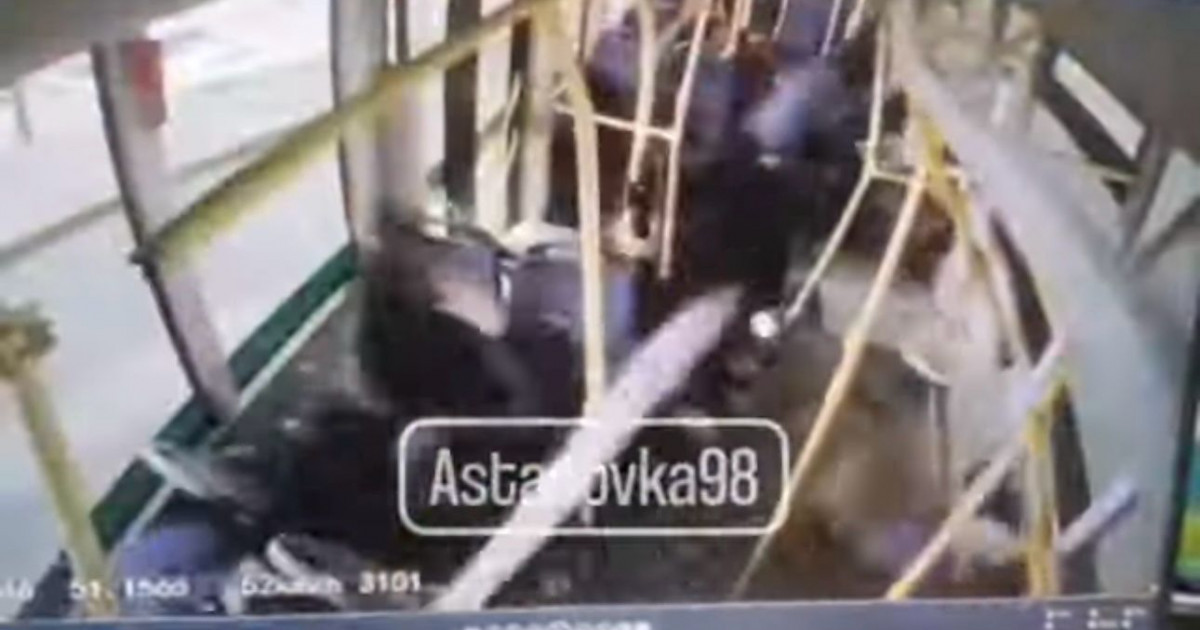 Астанадағы автобус апаты: салон ішінде түсірілген видео жарияланды (ВИДЕО)