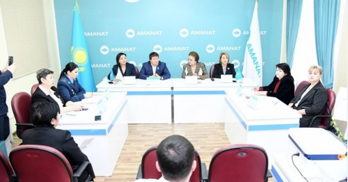 Азаматтарды әлеуметтік қолдау жолдары талқыланды