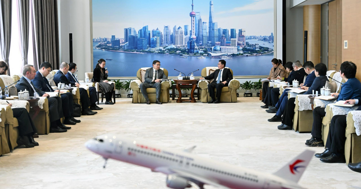 Ерболат Досаев пен China Eastern Airlines төрағасы Ван Чжицин Алматы – Шанхай тікелей рейсін ашу мүмкіндігін талқылады