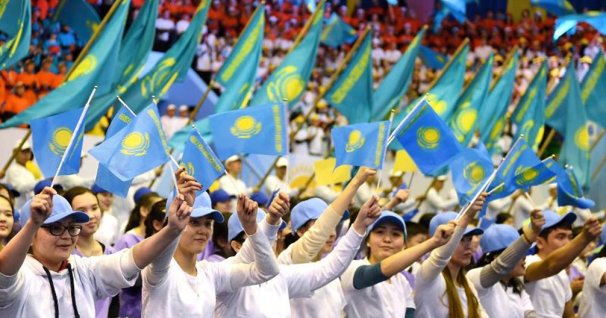 Қазақстанда жастарға арналған қандай жобалар мен бағдарламалар бар?