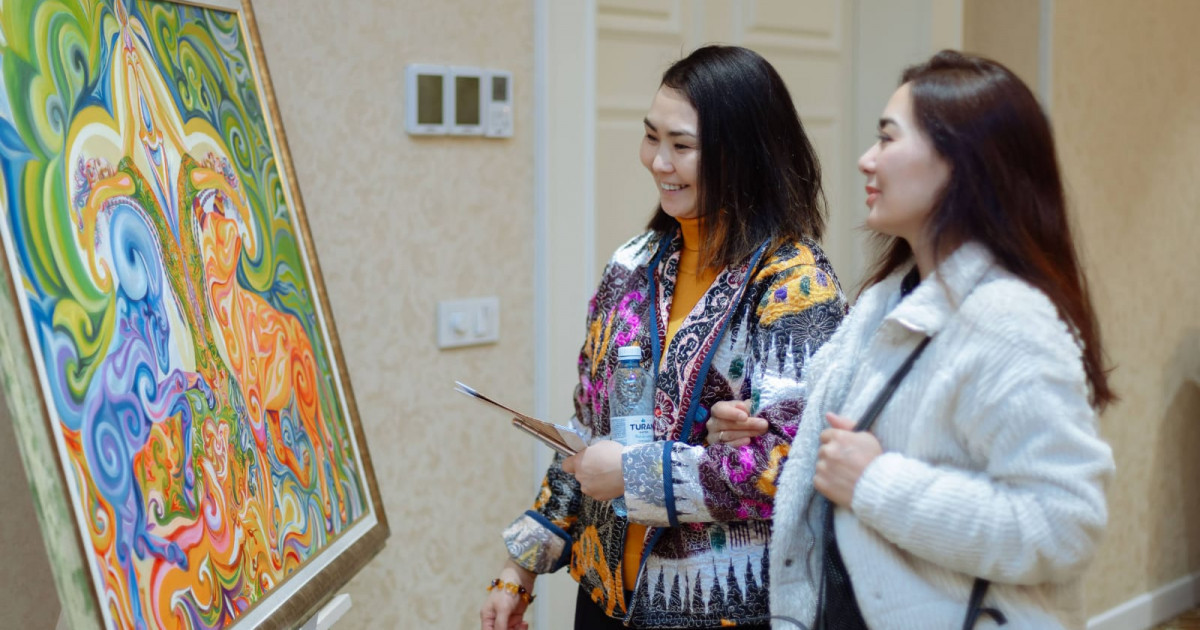 «Әлем – әйел жанарында» атты көрме өтті