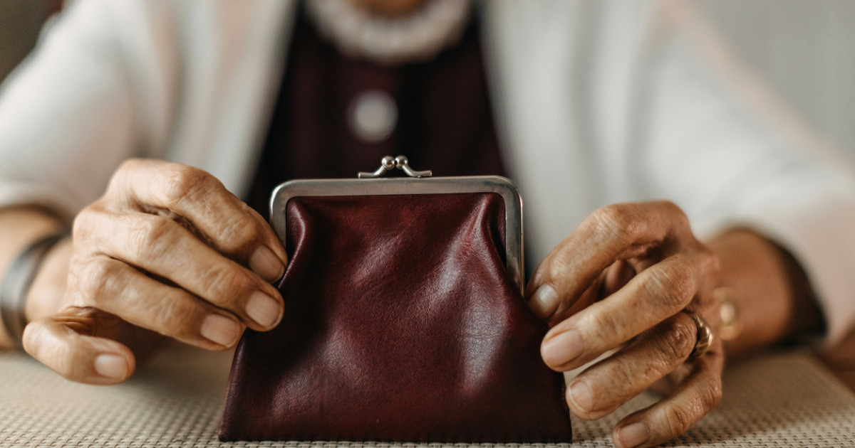 Шетелден үш ай ішінде оралмаған зейнеткерлердің зейнетақысы тоқтатылады