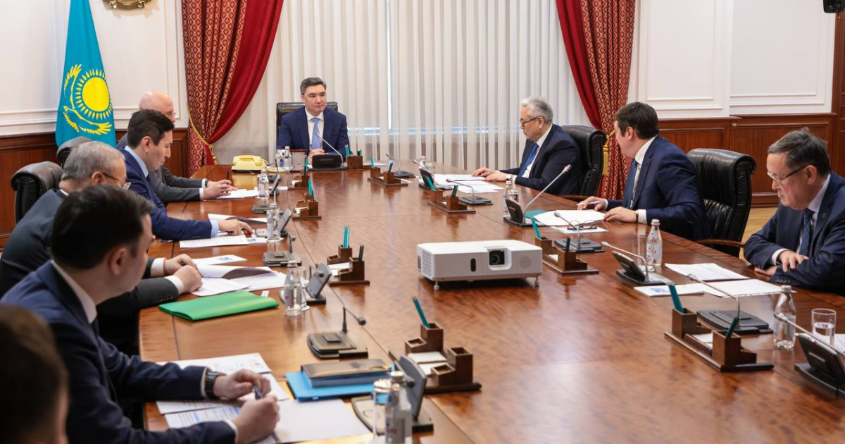 Үкімет басшысы атом энергетикасын дамыту мәселесі бойынша кеңес өткізді