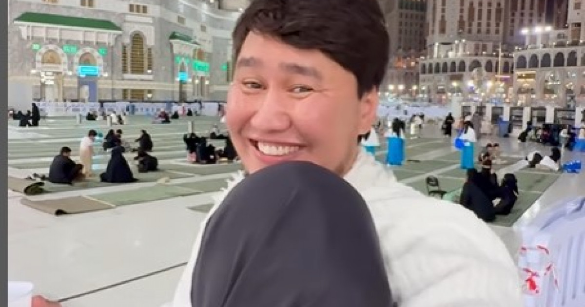 «Үш рет кездесіп, үйлендім»: Жахан Отарғалиев отбасы туралы айтты