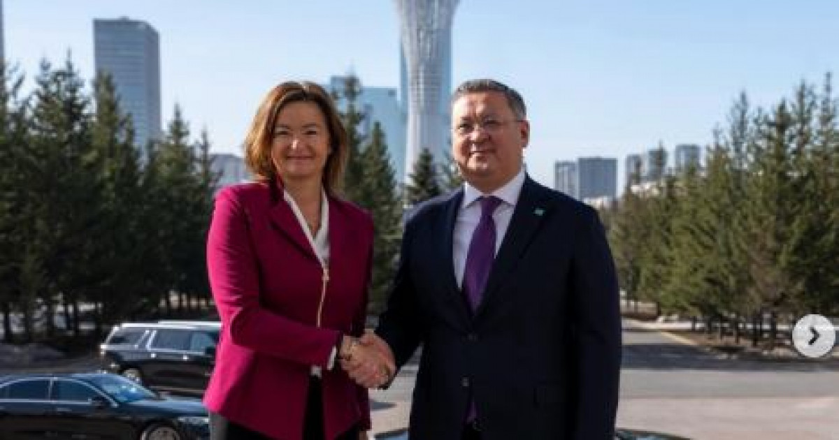 Қазақстан Сыртқы істер министрі Таня Файонмен кездесті