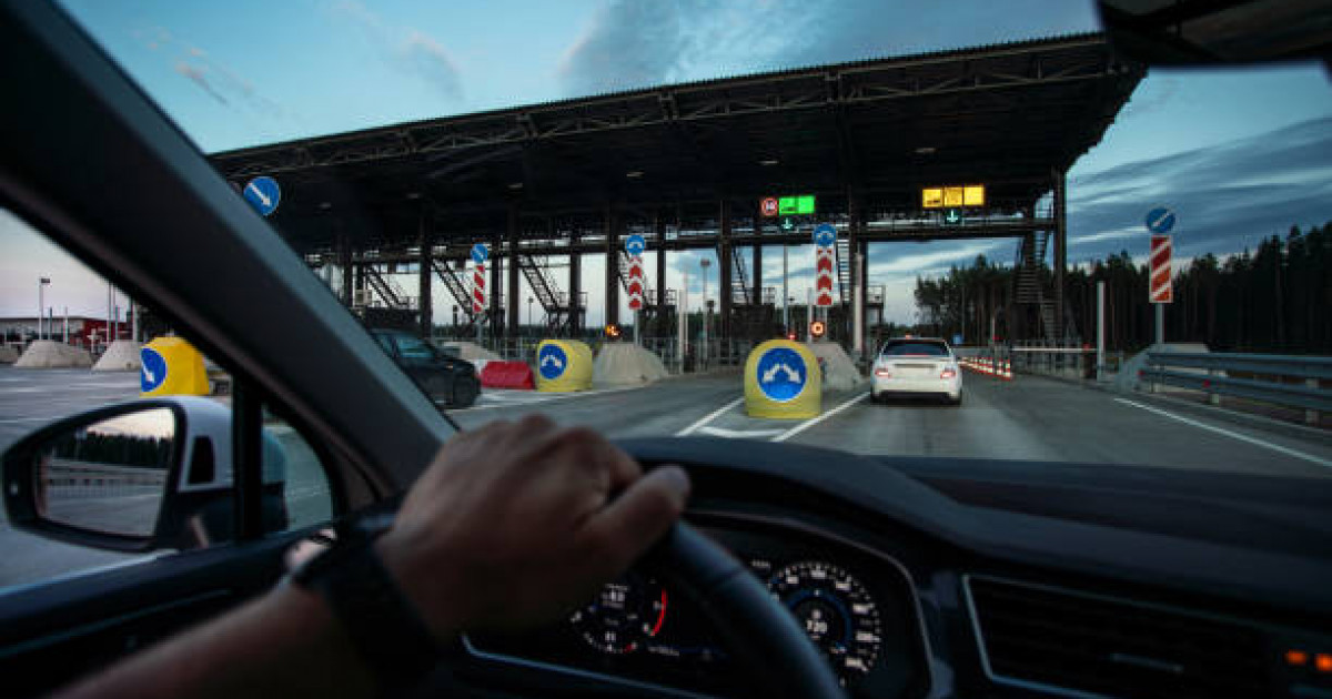 Қазақстандағы ақылы жолдарда кімдер тегін жүре алады?