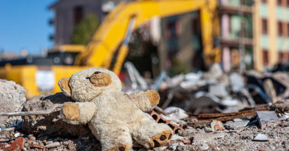 Мьянмадағы жер сілкінісінен 1 700 адам қаза тапты