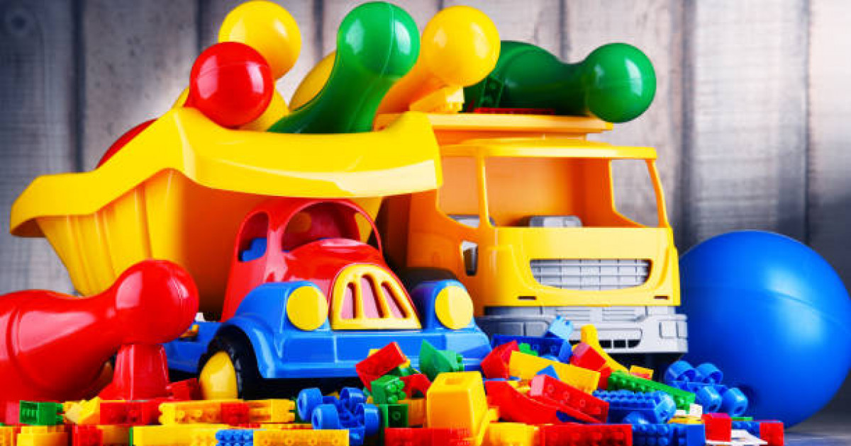 Пластик ойыншықтар сатып алған кезде неге көңіл бөлген дұрыс?