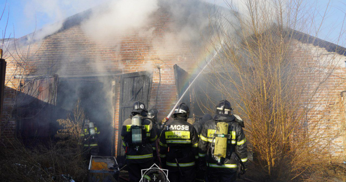 Семейде қойма өртенді