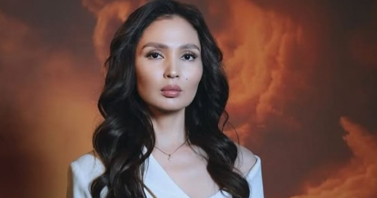 «Сезімім сөнді»: Қайрат Нұртастың әйелі балаларымен шетелге кетті