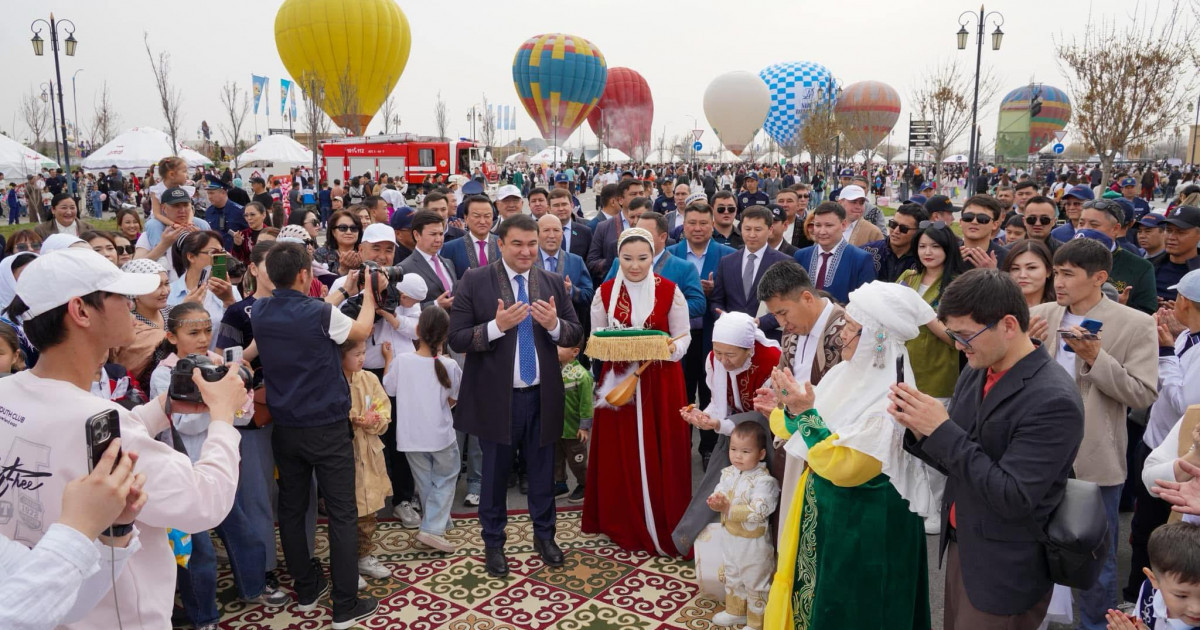 Түркістанда Наурыз тойы  дүркіреп өтті