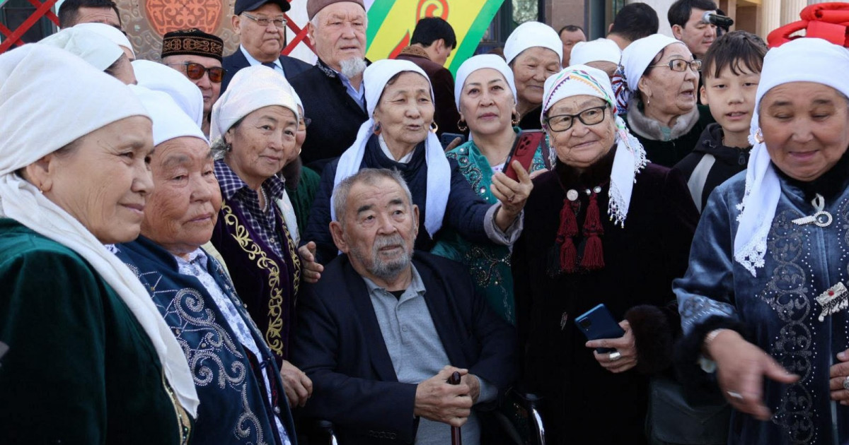 «АМАNАТ» партиясының қолдауымен Жаңаөзенде өткен айтыс жеңімпазы анықталды