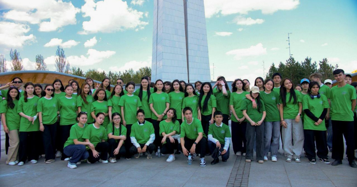 Елордада 500 оқушы «Таза Қазақстан» флешмобына қатысты