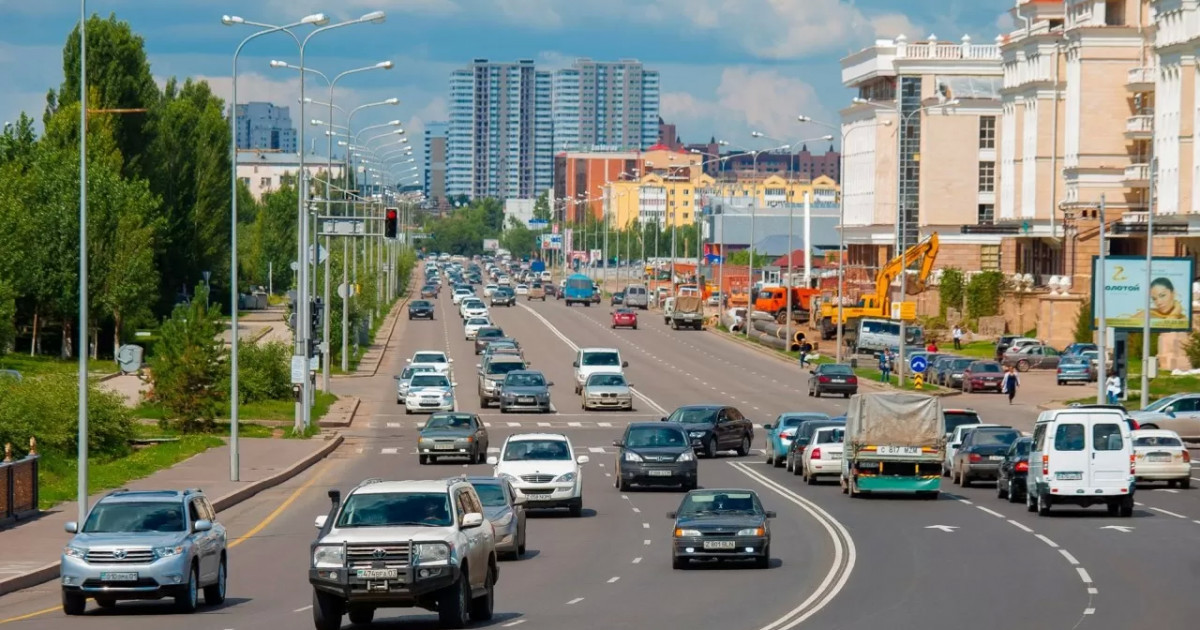 Ескі автокөліктерге салық 50 пайызға азаяды