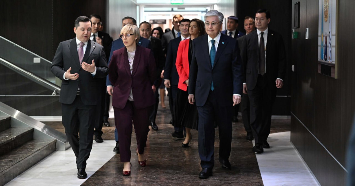 Қазақстан мен Словения президенттері Астана халықаралық қаржы орталығына барды