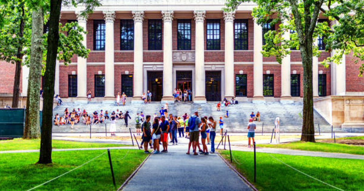 Қазақстандық үш оқушы Гарвардқа грант жеңіп алды