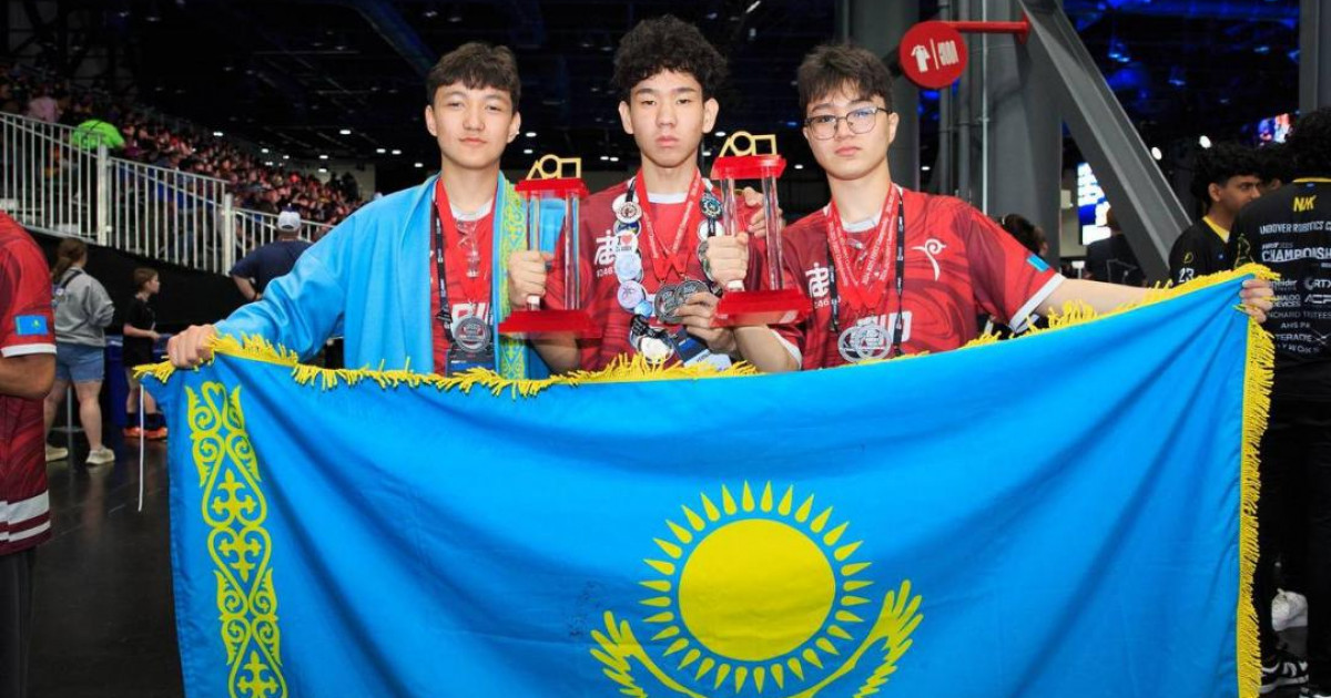Оқушылар Хьюстонда FIRST Championship әлемдік чемпионатында алты бірдей марапат жеңіп алды
