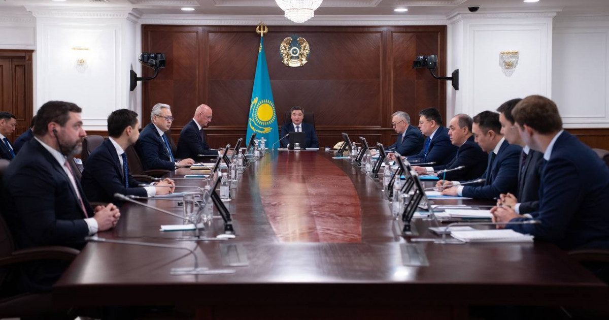 Олжас Бектенов мемлекеттік қызмет көрсету саласын цифрландыру бойынша бірқатар тапсырма берді