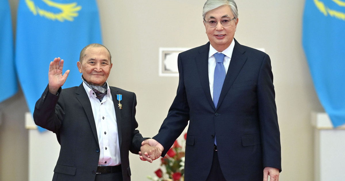 Президент Әкім Таразидің отбасына көңіл айту жеделхатын жолдады