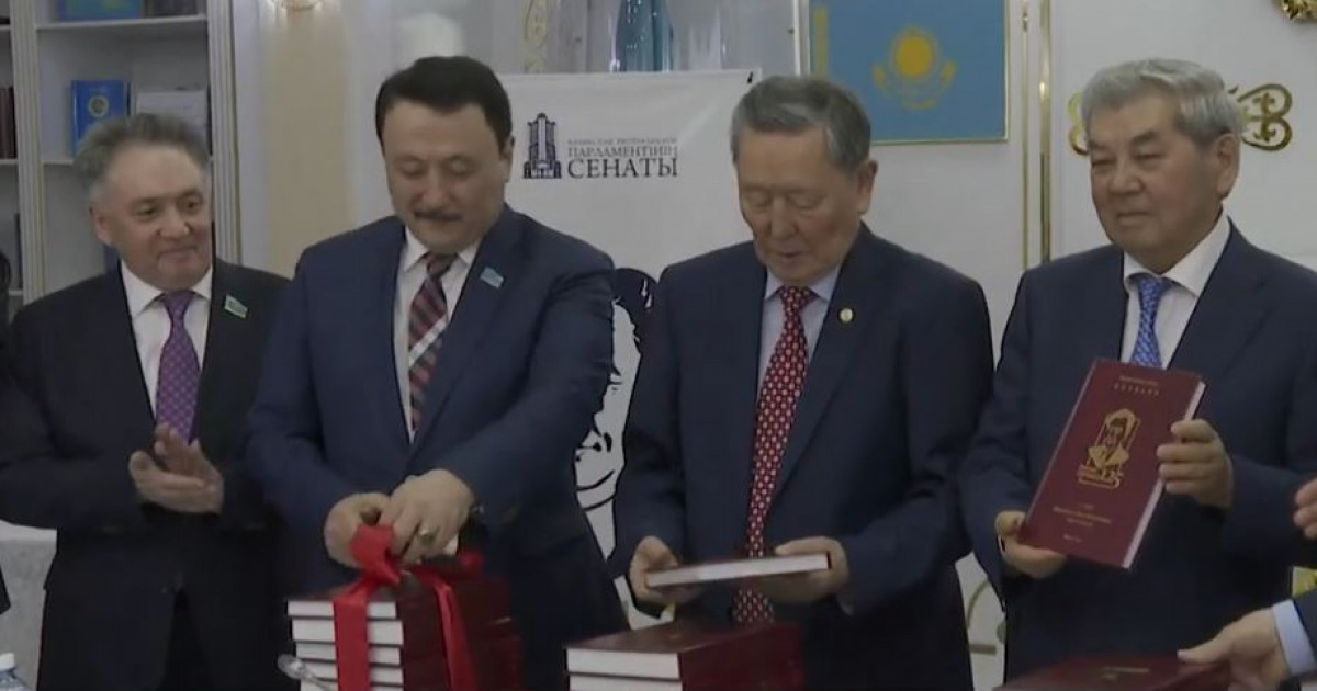 Сәтбаевтың 10 томдық шығармалар жинағы жарық көрді