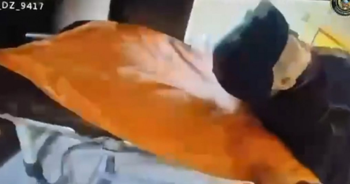 Шығыс Қазақстанда полицейлер жүрек талмасына ұшыраған ер адамды құтқарды (видео)