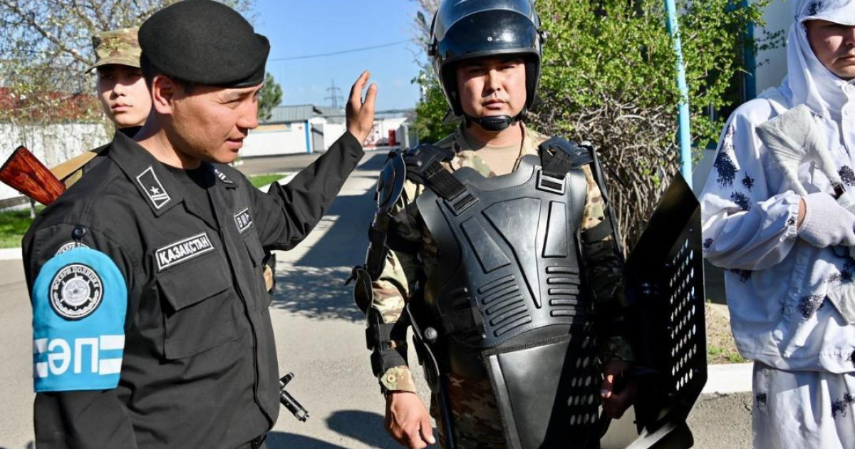 Әскери қызметшілер кәсіби мерекесін атап өтті