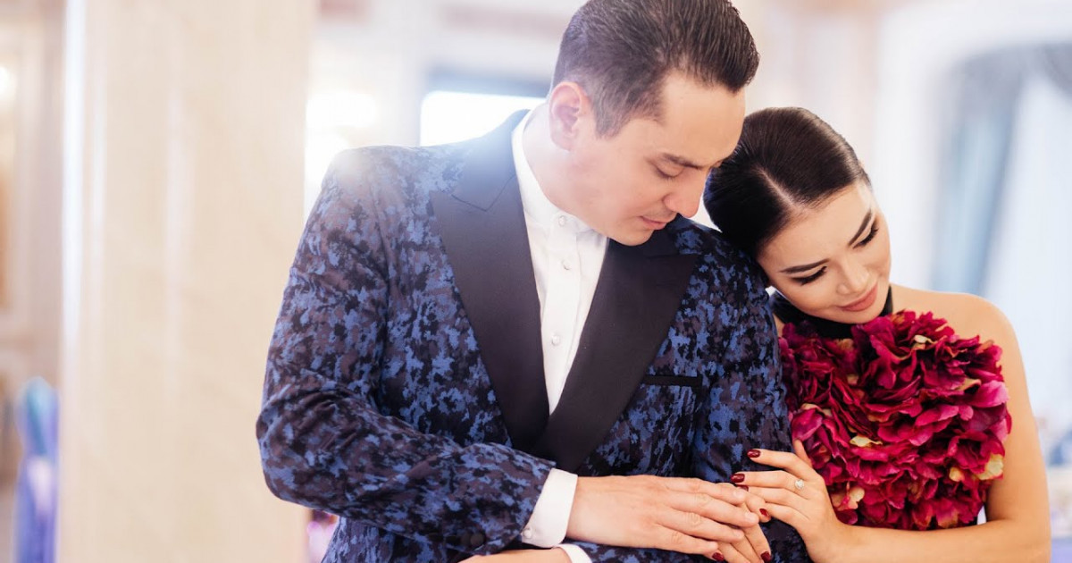 «Сүйемін. Ғашықпын»: Әйгерім Қалаубаева Нұрлан Әлімжановпен вальс билеген видеосын жариялады (видео)