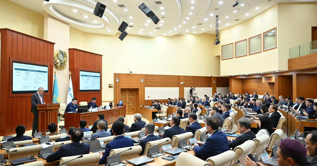 Темекі контрабандасының өзі жылына 100 миллиард теңге шығын келтіреді – «AMANAT» кеденде тәртіп орнатуды талап етті