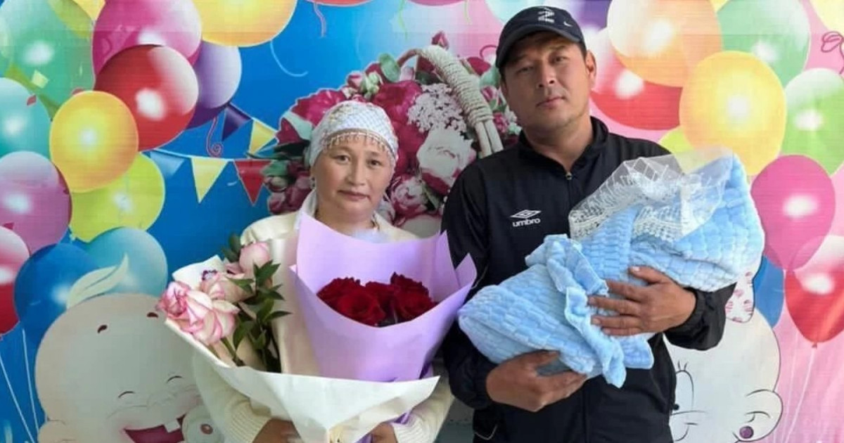 34 жастағы ақтөбелік келіншек он екінші баласын дүниеге әкелді
