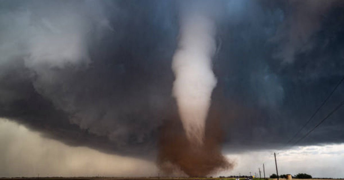 АҚШ-та дүлей дауыл соғып, 5 адам қаза тапты