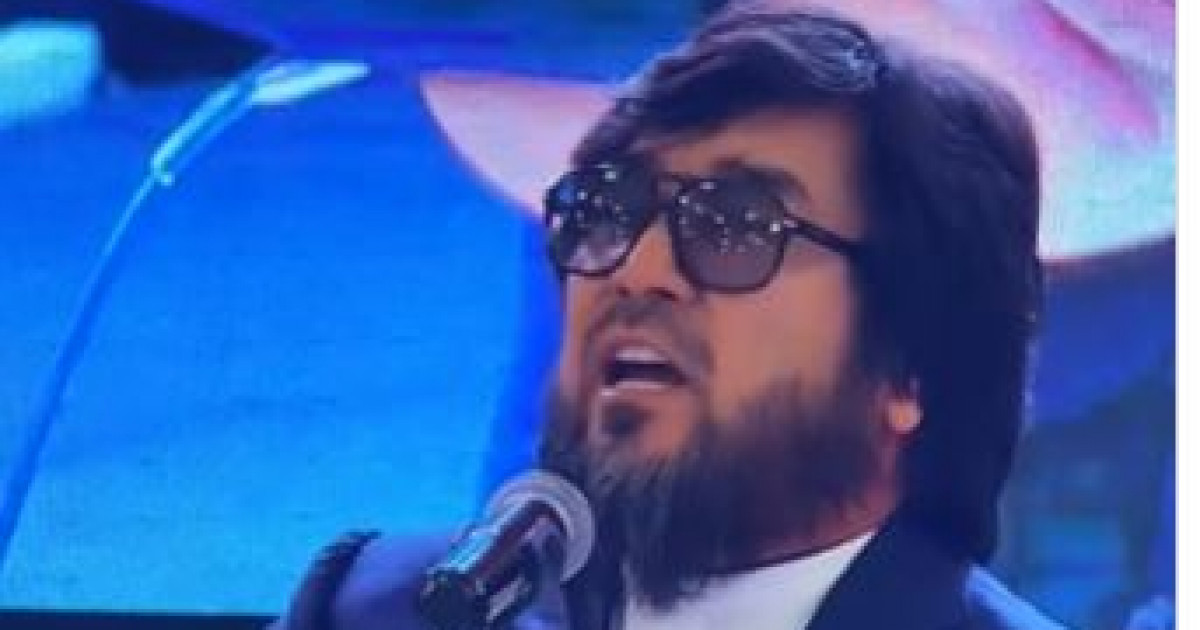 Бекболат Тілеухан бір тойда ән шырқап, 15 жылқы, 1 түйе және 1 көлік мінді (видео)