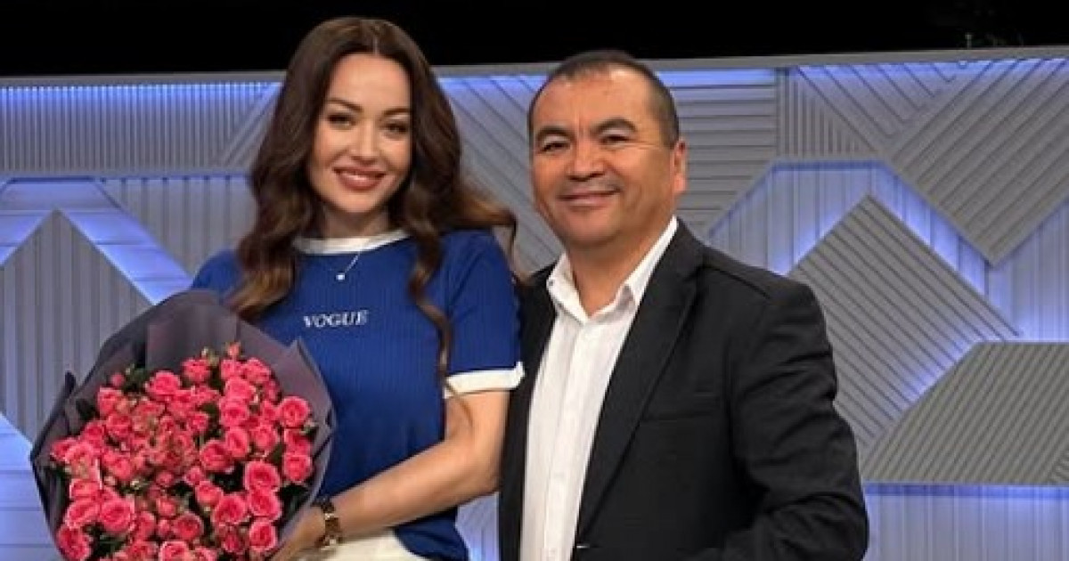 «Әкем осы қызды ал деді»: әнші Сейфуллин Жолбарыс әйелін ата-анасы қалай қабылдағанын айтты