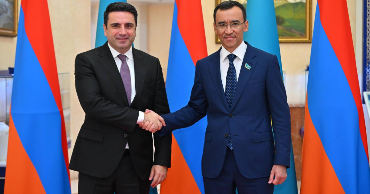 Мәулен Әшімбаев пен Ален Симонян парламентаралық ынтымақтастықты талқылады