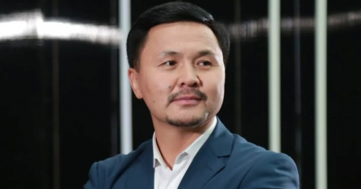 «Менсіз төркініне де бармайды...»: әнші Досымжан Таңатаров әйелі туралы айтты