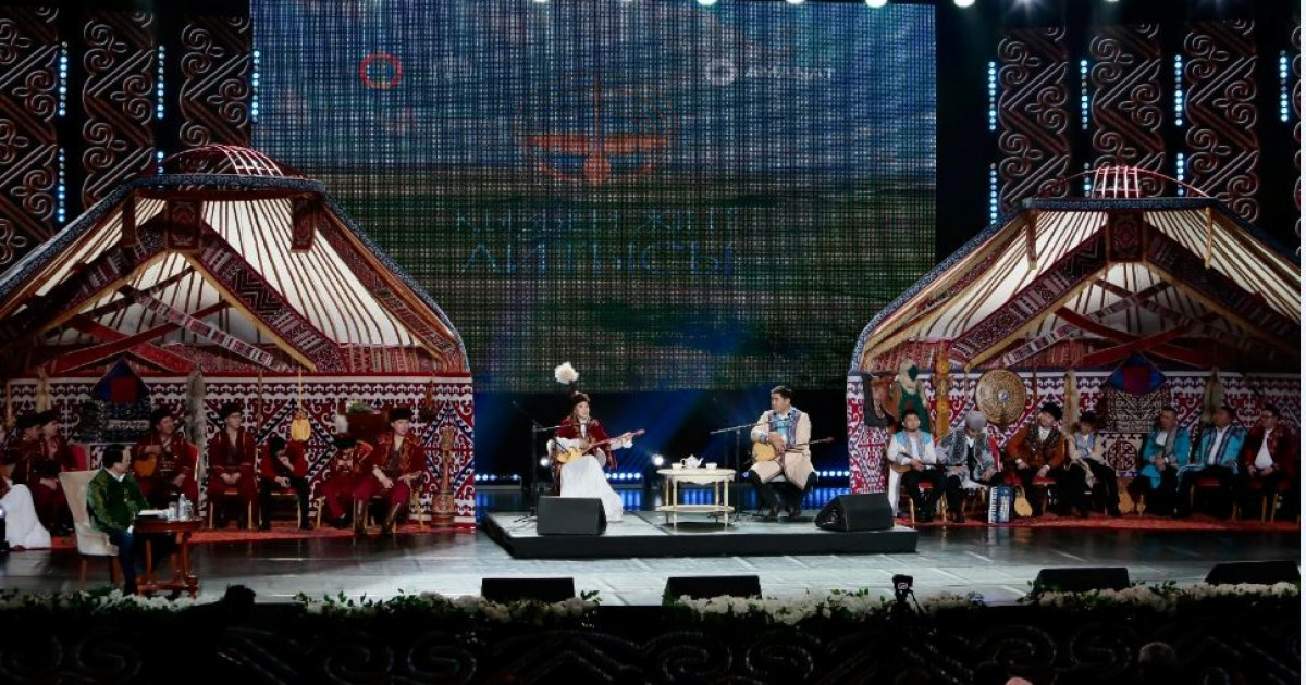 Парижде ақындар айтысы өтеді