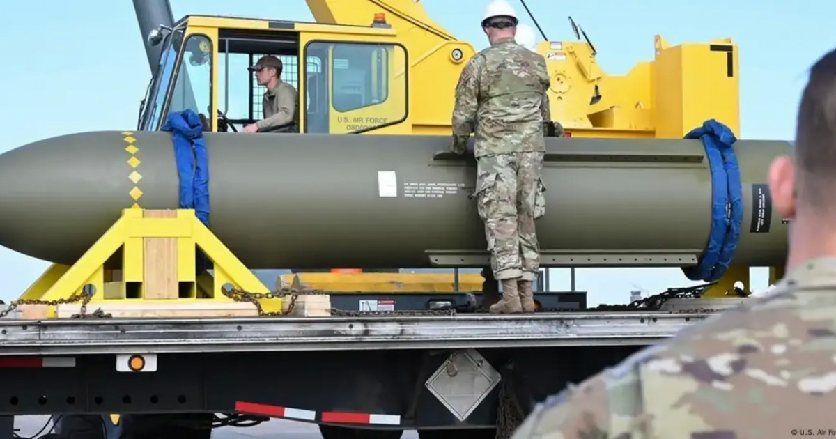 АҚШ Иранның ядролық нысандарын бомбалады