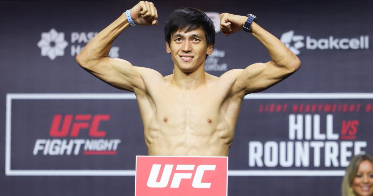 Азат Мақсұм UFC-де қатарынан екінші рет жеңіліп қалды