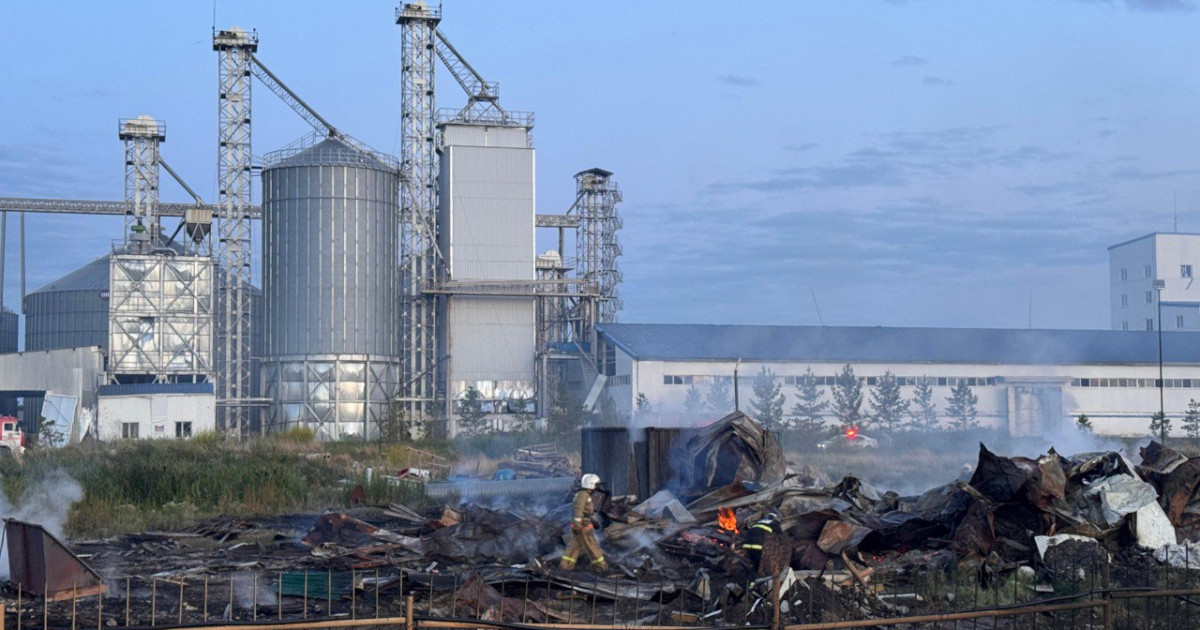 Газ таситын көлік жарылып, ірі өрттен 9 адам жарақат алды