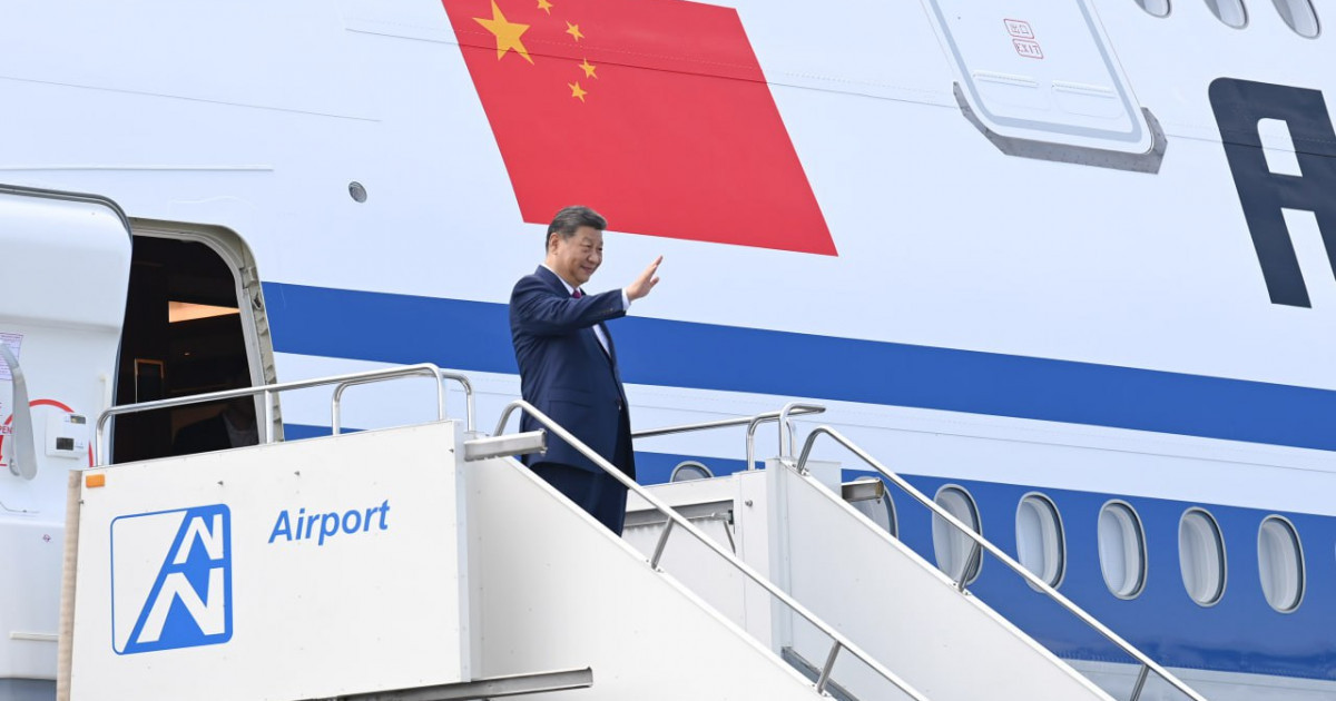 Қасым-Жомарт Тоқаев ҚХР Төрағасы Си Цзиньпинді құрметпен шығарып салды