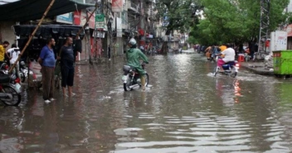 Пәкістанда су тасқыны болып, 45 адам ажал құшты
