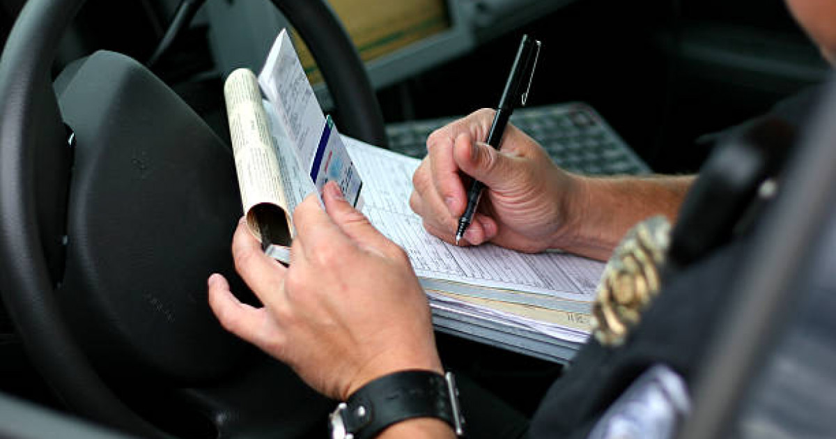 «6 айға дейін жүргізуші куәлігінен айырылады»: елімізде тағы бір жаңа айыппұл енгізілді