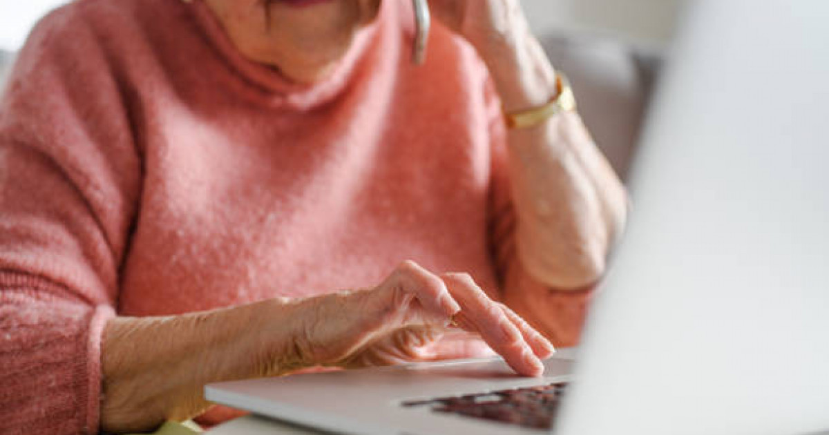 Алаяқтар тұрғындарды скринингтен өтуге 