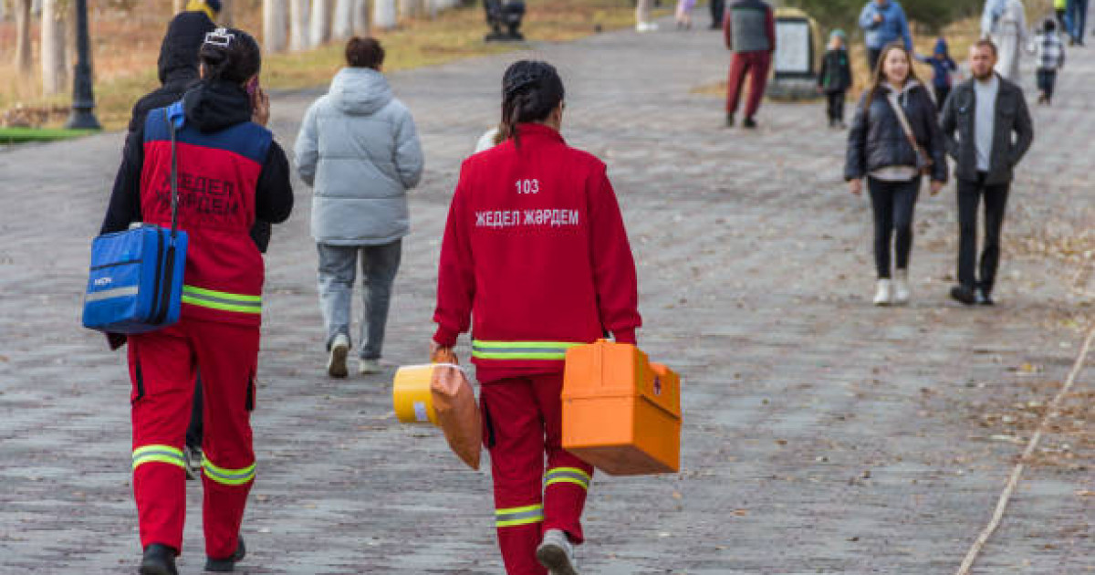 «Емделу оңайға соқпайды»: Енді Қазақстандағы медициналық қызмет құны қымбаттайды